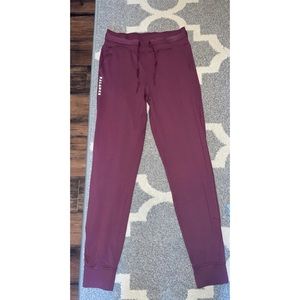 SELLING TOGETHER Balance Athletica Joggers